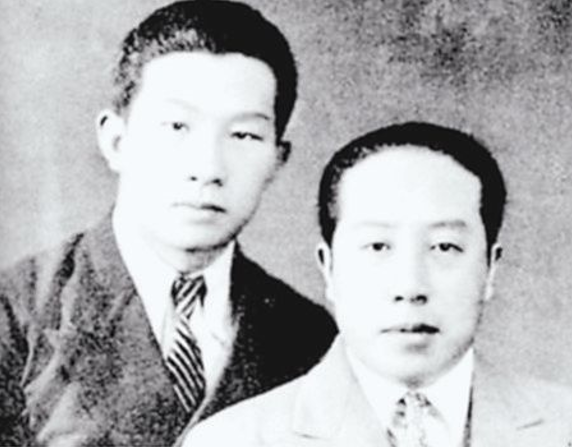 △聶耳(左)和田漢(右)合影