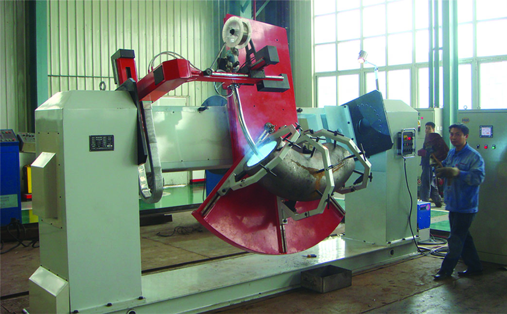 90度彎管內壁自動堆焊機.jpg 90度彎管內壁自動堆焊機.jpg